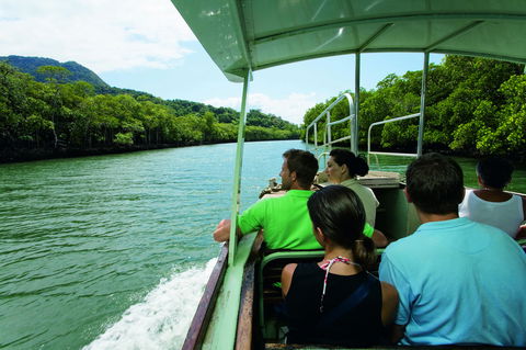 Martinique On Macrossan - Accommodation Gold Coast 28