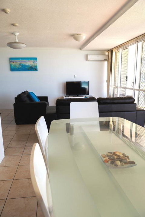 Crystal Beachfront Apartments - Accommodation Gold Coast 35