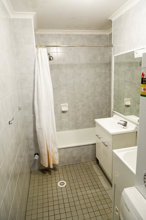 Crystal Beachfront Apartments - Accommodation Gold Coast 10