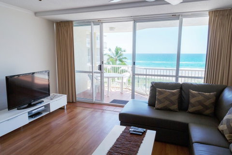 Crystal Beachfront Apartments - Accommodation Gold Coast 37