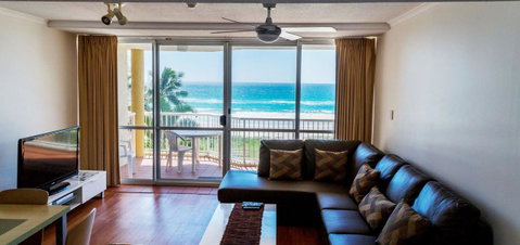 Crystal Beachfront Apartments - Accommodation Gold Coast 43