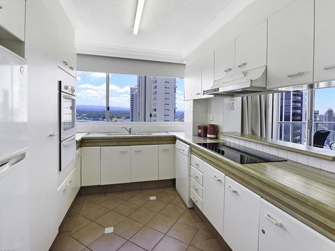 Surf 150 - Accommodation Gold Coast 20