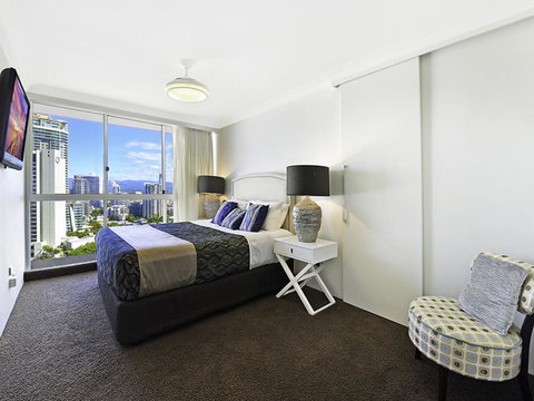 Surf 150 - Accommodation Gold Coast 9