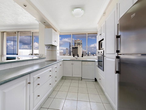 Surf 150 - Accommodation Gold Coast 14