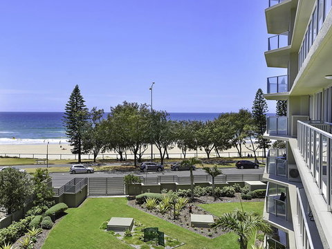 Surf 150 - Accommodation Gold Coast 38