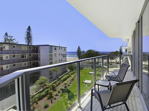 Surf 150 - Accommodation Gold Coast 36