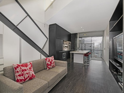 The Miro Apartments - Accommodation Gold Coast 7