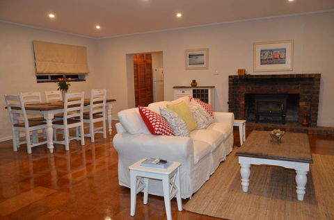 Ratcliff Cottage - Accommodation Gold Coast 10