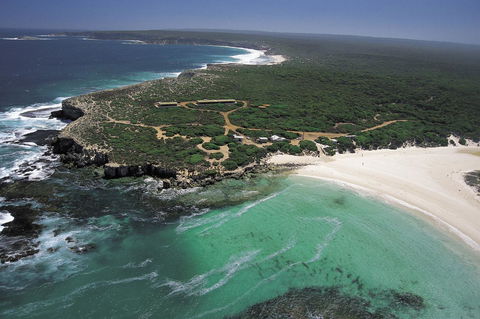Hanson Bay Cabins - Gold Coast 4U 4