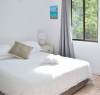 1 min. Walk To Beach Horeseshoe Bay Holiday Units - Accommodation Gold Coast