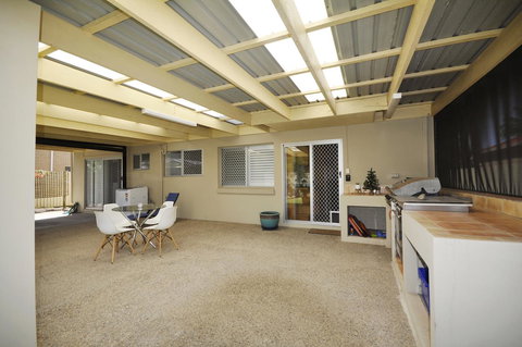 Ocean Wave - 1 Gold Coast 20