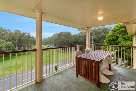 Immaculate Spacious Second Floor Unit Overlooking Pristine Parklands - 1 Gold Coast 0