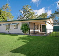 Lowset pet friendly cottage - Sunset Ave Bongaree - 1 Gold Coast