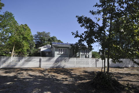 Beachside Beauty - 1 Gold Coast 1