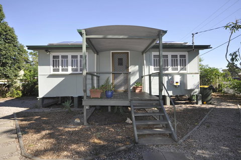 Beachside Beauty - 1 Gold Coast 14