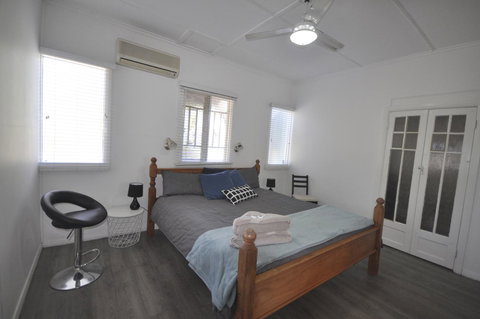 Beachside Beauty - 1 Gold Coast 4