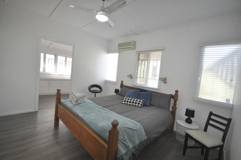 Beachside Beauty - 1 Gold Coast 3