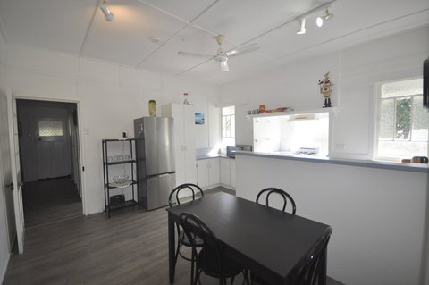 Beachside Beauty - 1 Gold Coast 25