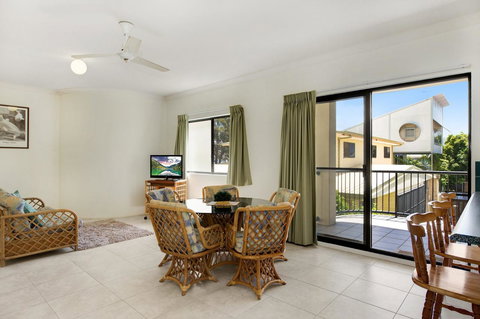 Quiet Location Across From Waterfront - South Esp, Bongaree - 1 Gold Coast 3