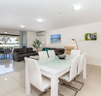 First Floor Air Conditioned Free Wi-Fi - 1 Gold Coast