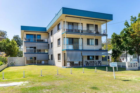 Fantastic Views From This Top Floor Unit! - Accommodation Gold Coast 1