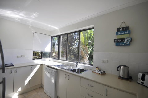 Crystal Waters On The Beach - 1 Gold Coast 13