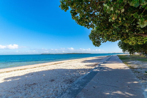 Waterfront Views From Private Rooftop Balcony - Bayview South Esp, Bongaree - 1 Gold Coast 15