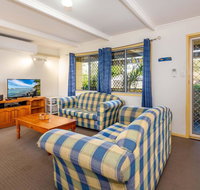 Pet Friendly Cottage in the Heart of Bribie - Wirraway St Bongaree - 1 Gold Coast