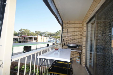 Bird Song - 1 Gold Coast 16