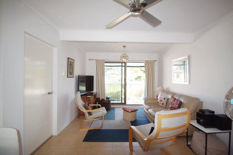 Bird Song - 1 Gold Coast 5