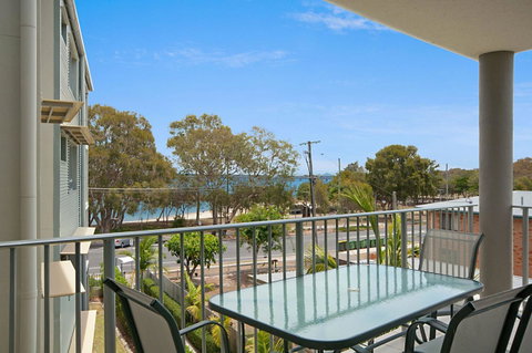 Spectacular Unit Overlooking Pumicestone Passage - Welsby Pde, Bongaree - Accommodation Gold Coast 16
