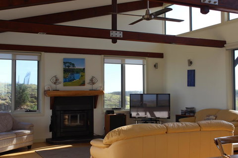 Turnstone Beach House - Accommodation Gold Coast 4