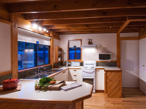 Parnella Adventure Bay, Bruny Island - Accommodation Gold Coast 12