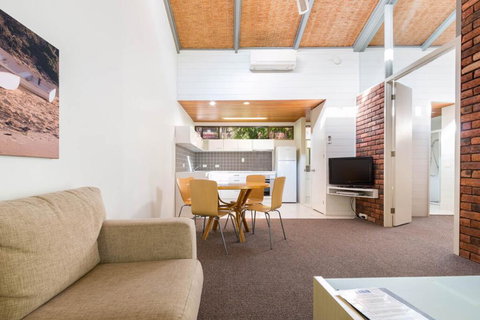 #162 Nautilus Resort - Accommodation Gold Coast 1