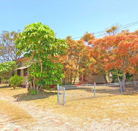 'Daves Place' 27 Rigney St - Holiday house with WIFI Aircon  Boat Parking - Accommodation Gold Coast