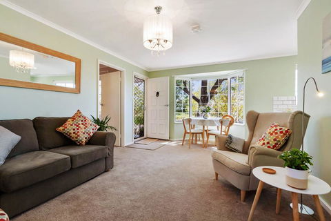 'In The Vines' Guest Cottage, Barossa Valley - Gold Coast 4U 1
