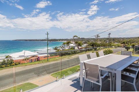 'Salt & Light' Mollymook - Gold Coast 4U 0
