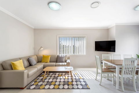 'Tween Bays', Ocean Beach Road, 3/39 - Gold Coast 4U 1