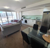 just listed Bolton St 1br 350m walk to Newcastle beach  Wifi end Eand - Accommodation Gold Coast