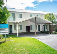 1 'Florida' 5 Lillian Street - 2 min walk to beach shops  restaurants - Accommodation Gold Coast
