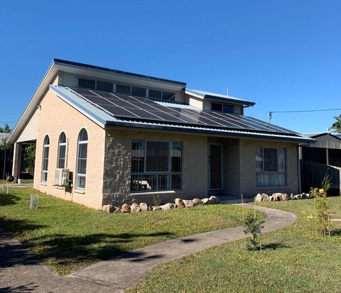 11 Anchovy Street - Tin Can Bay Summer Haven Coastal Retreat - Accommodation Gold Coast 2