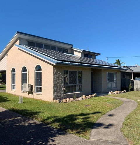 11 Anchovy Street - Tin Can Bay Summer Haven Coastal Retreat - Accommodation Gold Coast 3