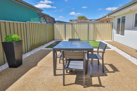 Owner Manager - Gold Coast 4U 1