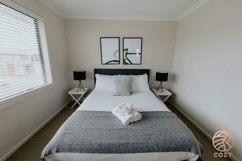 113, Balanchin Street Family Resort In Point Cook - Gold Coast 4U 1