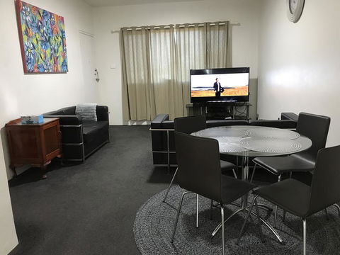 14 Elizabeth St - Gold Coast 4U 2