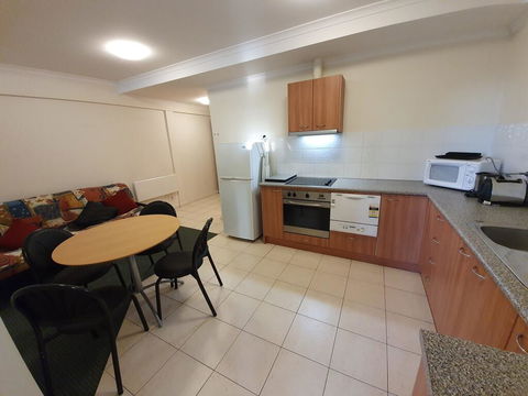 18 Lakeview Plaza - Accommodation Gold Coast 2