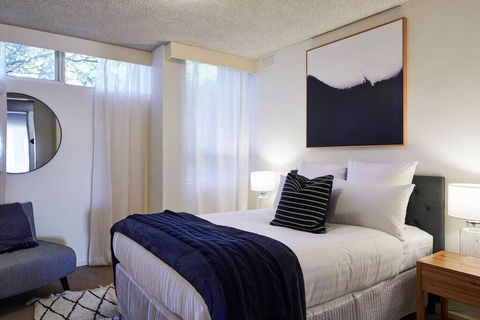 2 Bdrm South Yarra Apt With Balcony And Parking - Gold Coast 4U 2