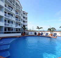 2 Bedroom Alex Unit - Ocean Pool and Park Views - Gold Coast 4U