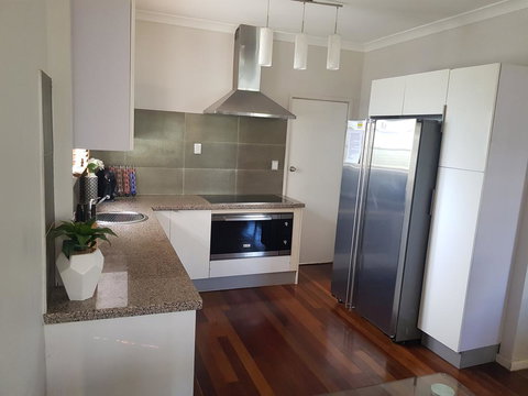 2 Bedroom Cottage - Accommodation Gold Coast 2