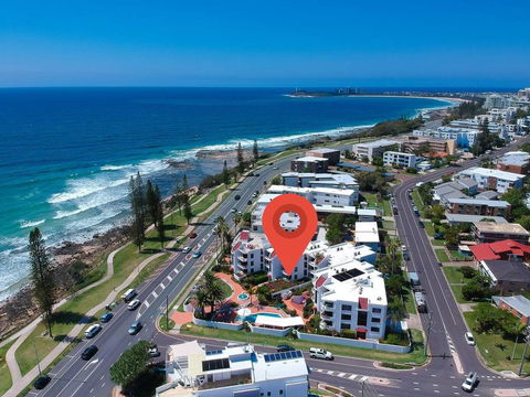 2 Bedroom Private Unit - Alexandria Apartments - Accommodation Gold Coast 0